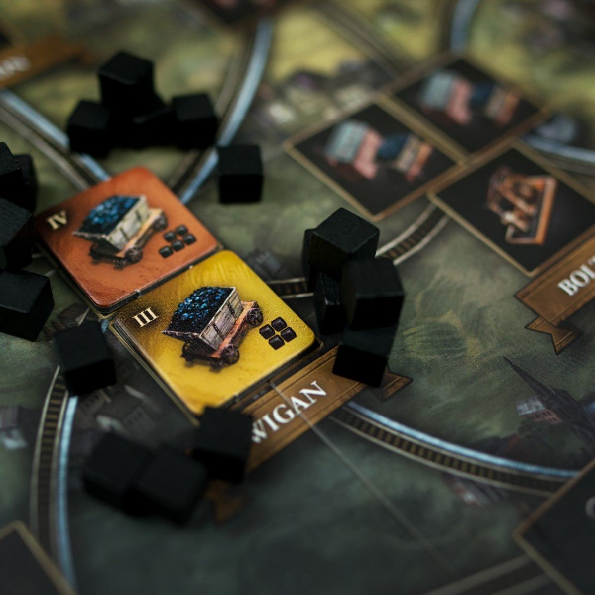Brass vs. Brass! – Meeple Mountain