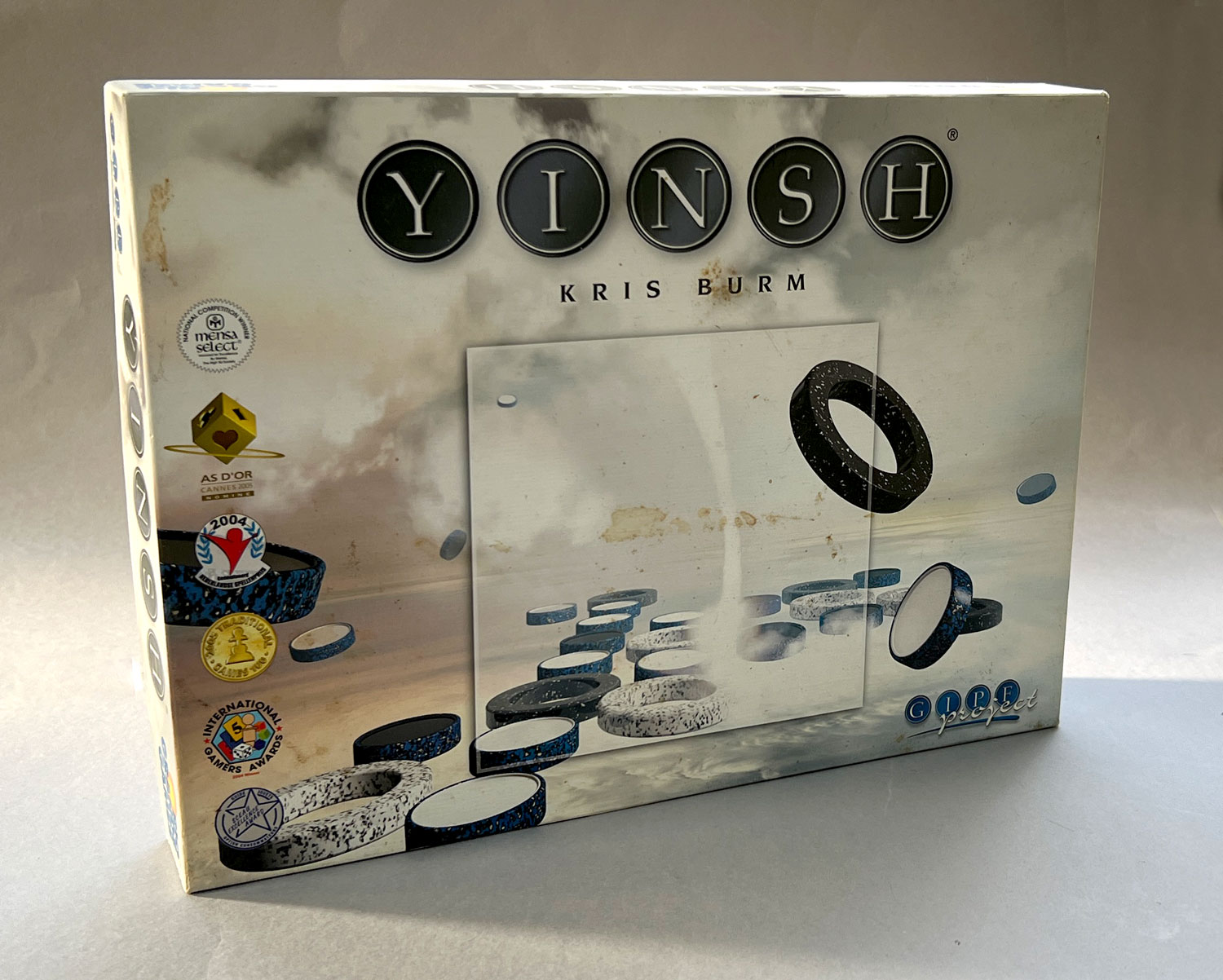 YINSH: The box